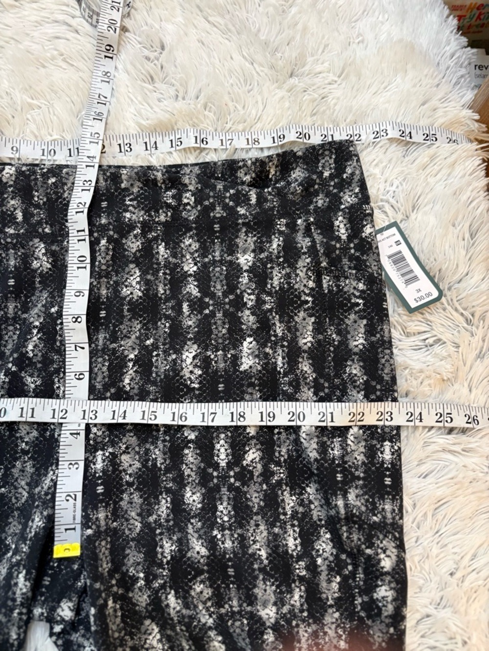 MTA Sport 3X Black White & Gray Printed Bike Shorts Athletic Stretch Pockets - Picture 8 of 10